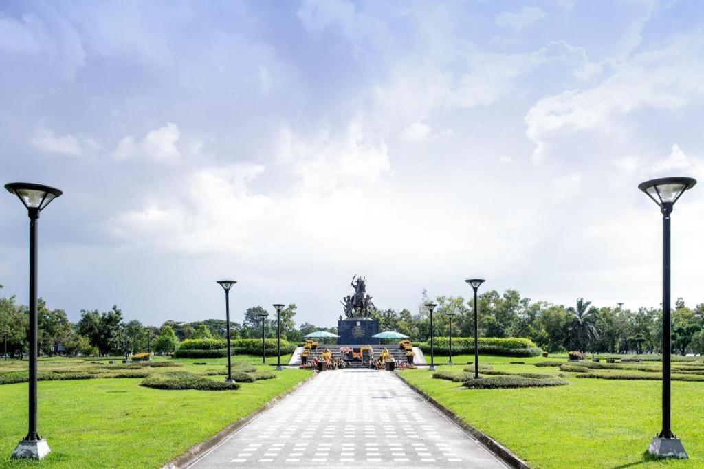 Bussarakam Place Hotel Chanthaburi Esterno foto